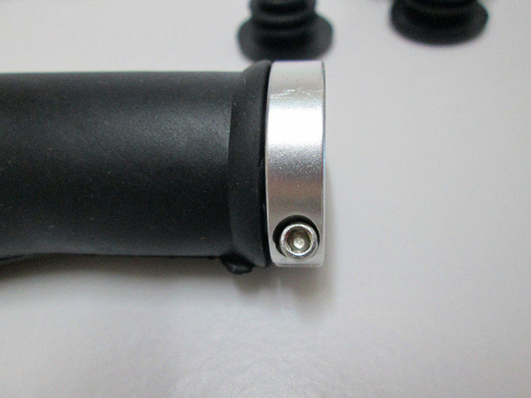 Poignées de vélo - Ref 2342183 Image 4