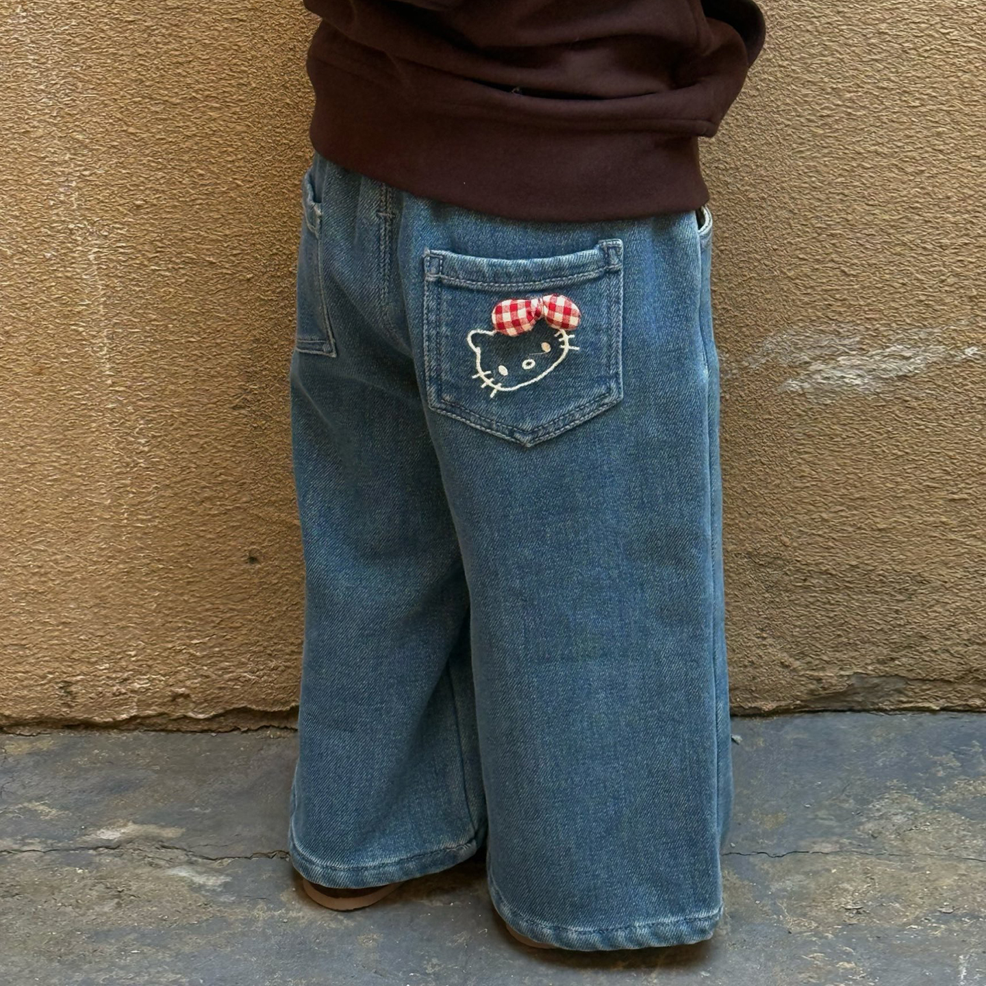 女宝宝冬款凯蒂猫加绒牛仔裤
