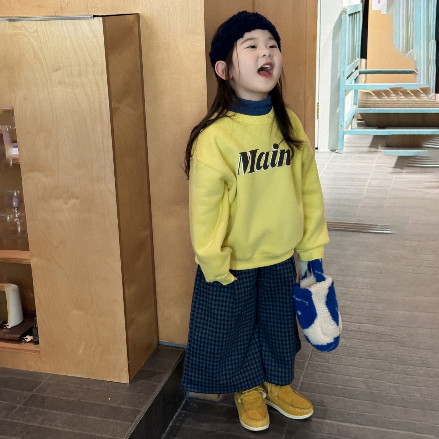 女童卫衣套装2025秋冬新款儿童韩版洋气加绒上衣女宝宝加厚套头衫