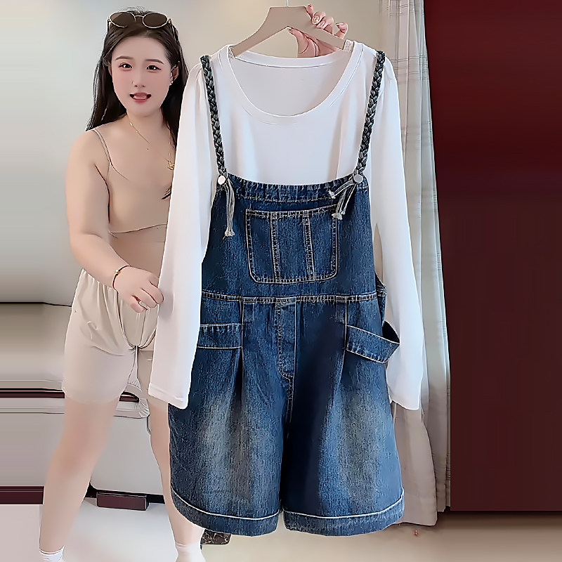休闲减龄麻花肩带牛仔背带短裤胖mm2026夏季新款宽松显瘦大码女装