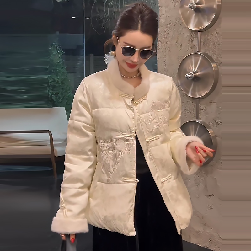 刺绣盘扣复古保暖外套气质上衣潮