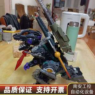 变形金刚，诚造社铁甲龙，没配件，自己瞎弄了一堆配件，左
