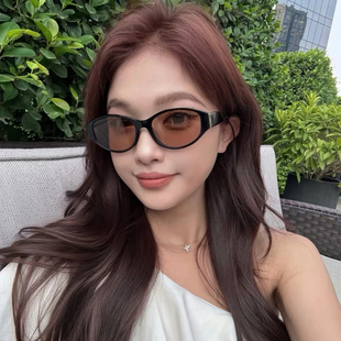 INS时尚 显脸小百搭遮阳太阳镜椭圆板材眼镜reckon 潮流白色墨镜女