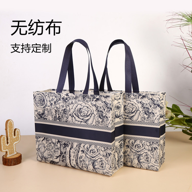 防水覆膜无纺布网红男女衣服装店手提袋礼品购物塑料袋子批发定制