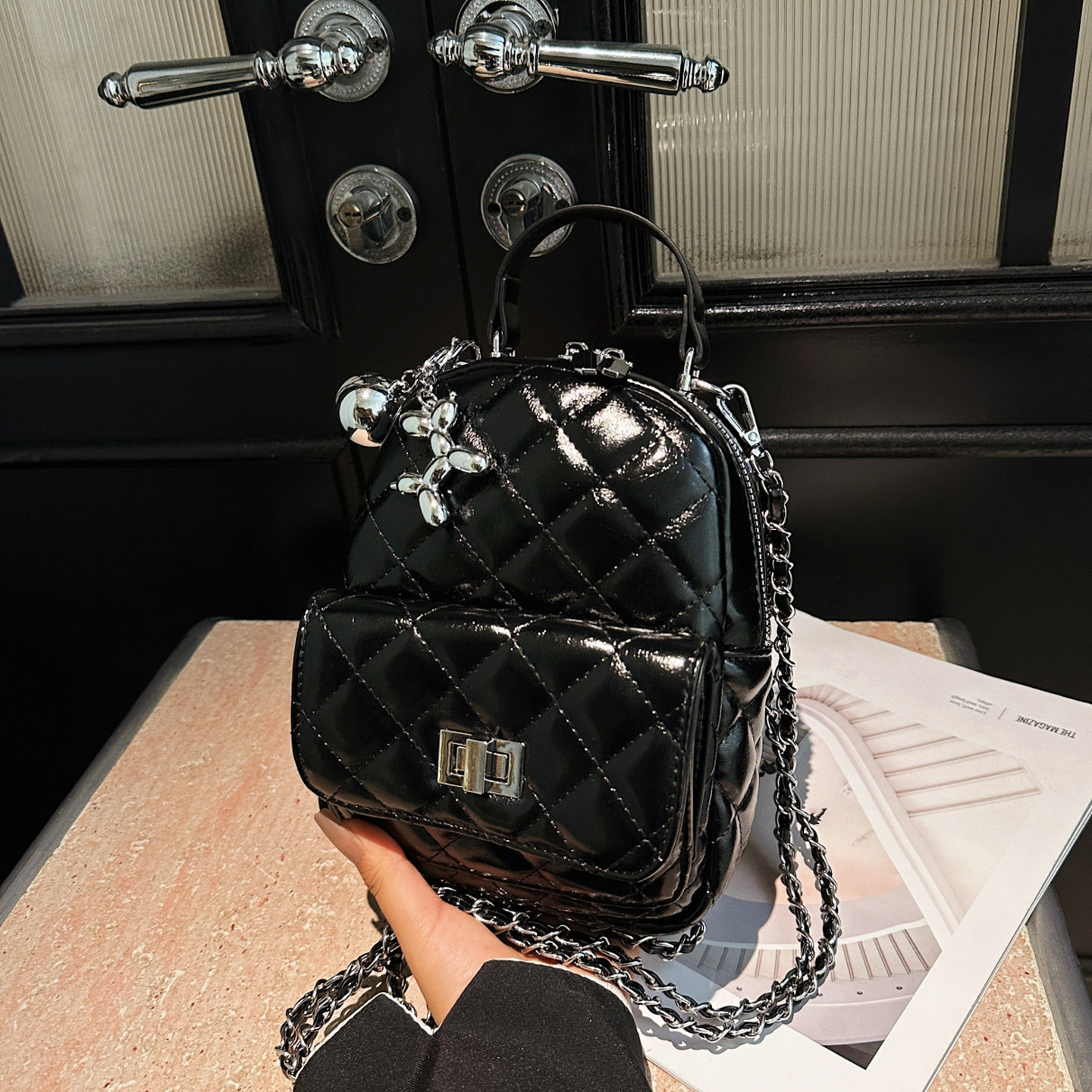 高级感洋气小包包小众设计感菱格链条双肩包女士旅游多功能斜挎包