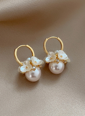 森系超仙花朵珍珠耳环耳扣女小众设计轻奢耳钉高级感复古气质耳饰