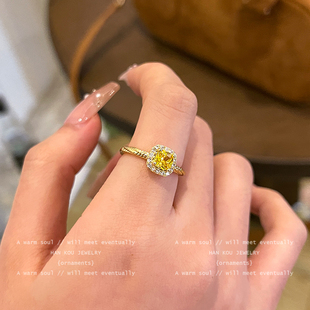 法式复古高级感麻花缠绕方糖黄钻戒指中古轻奢气质百搭精致食指戒