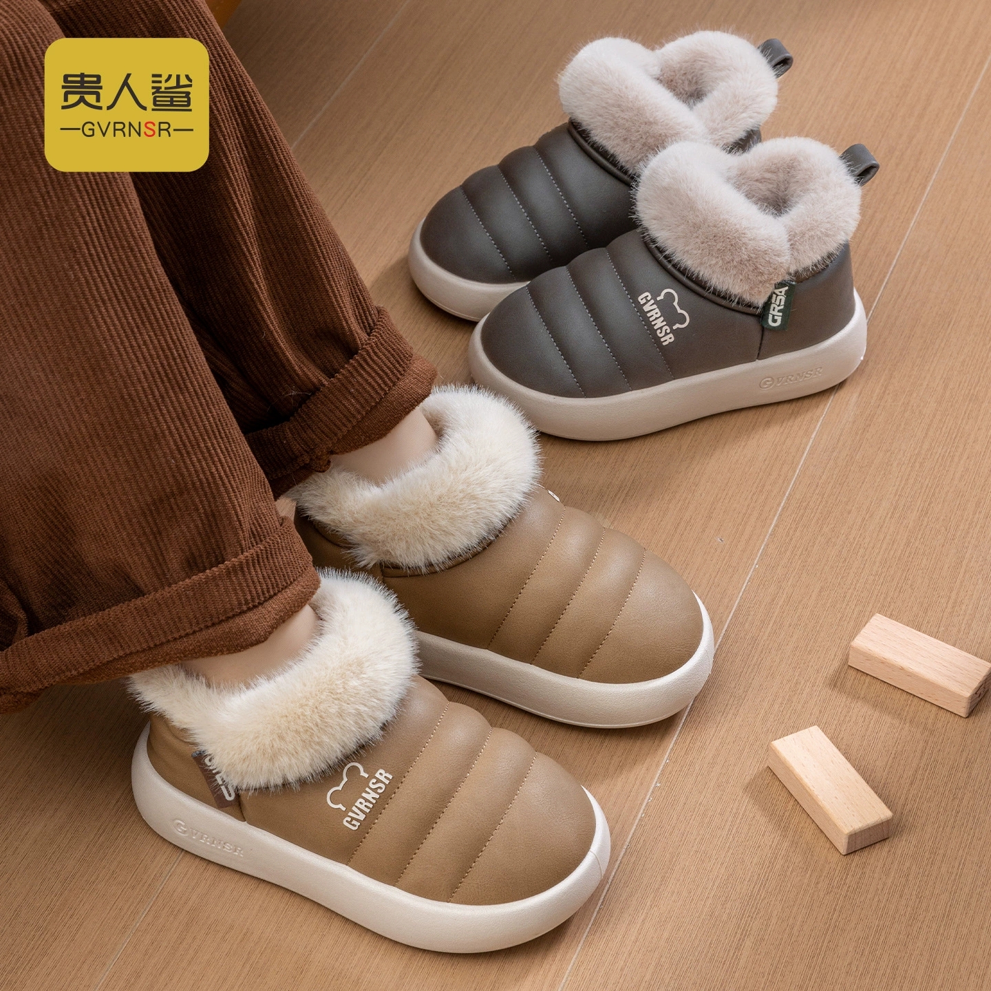 2025贵人鲨亲子时尚新款pu防水面加厚保暖加绒包跟棉拖鞋居家防滑