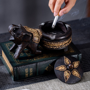 复古装 实木大小象造型茶几竹编烟缸摆件礼物 饰烟灰缸带盖卡通式