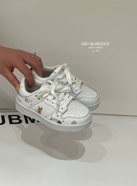 2026春韩版童鞋潮牌JBM中大男女童魔术贴涂鸦轻便百搭运动小白鞋