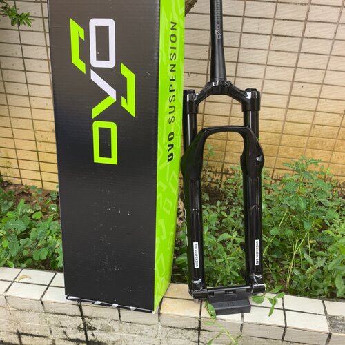26款DVO DIRT JUMP DJ土坡前叉36mm内管90行程 街车泵道专用前叉