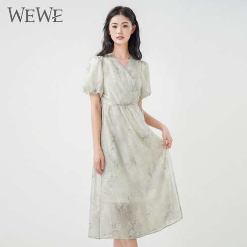 WEWE纯欲风A字中长款连衣裙