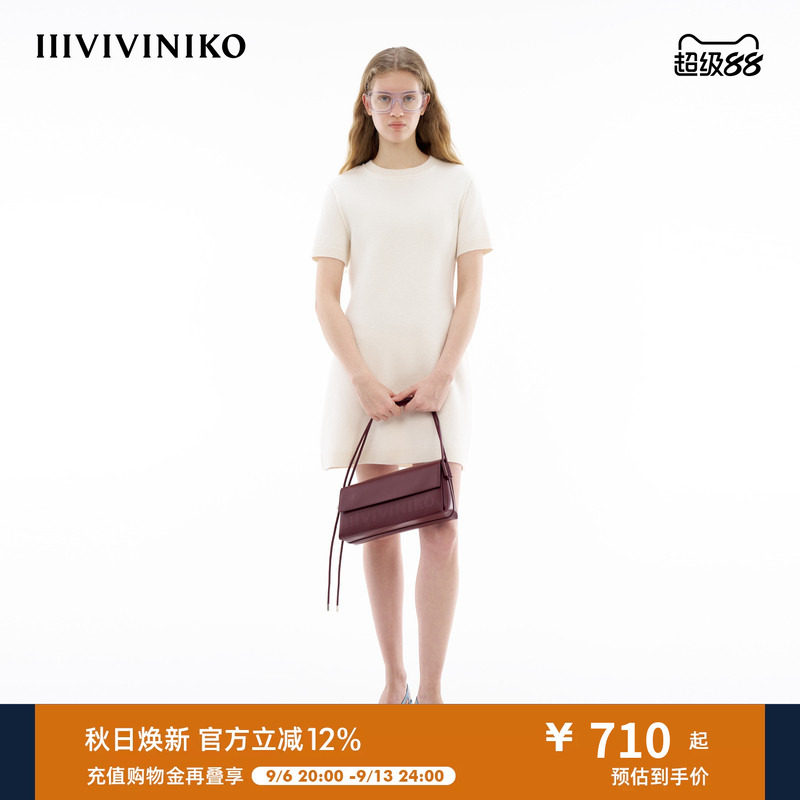 羊毛针织连衣裙IIIVIVINIKO图片