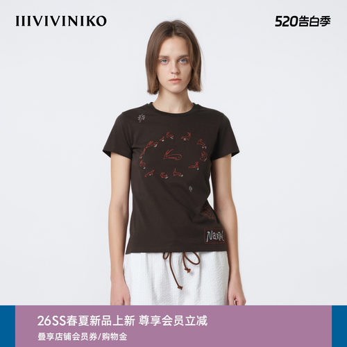 IIIVIVINIKO2026夏季新款休闲修身刺绣正肩T恤女M620517367C