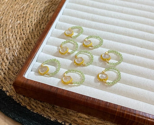 天然和田玉戒指女款时尚百搭饰品礼物送女友闺蜜