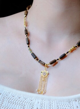 心墟沉香•达拉干沉香锁骨链搭配翡翠和田玉