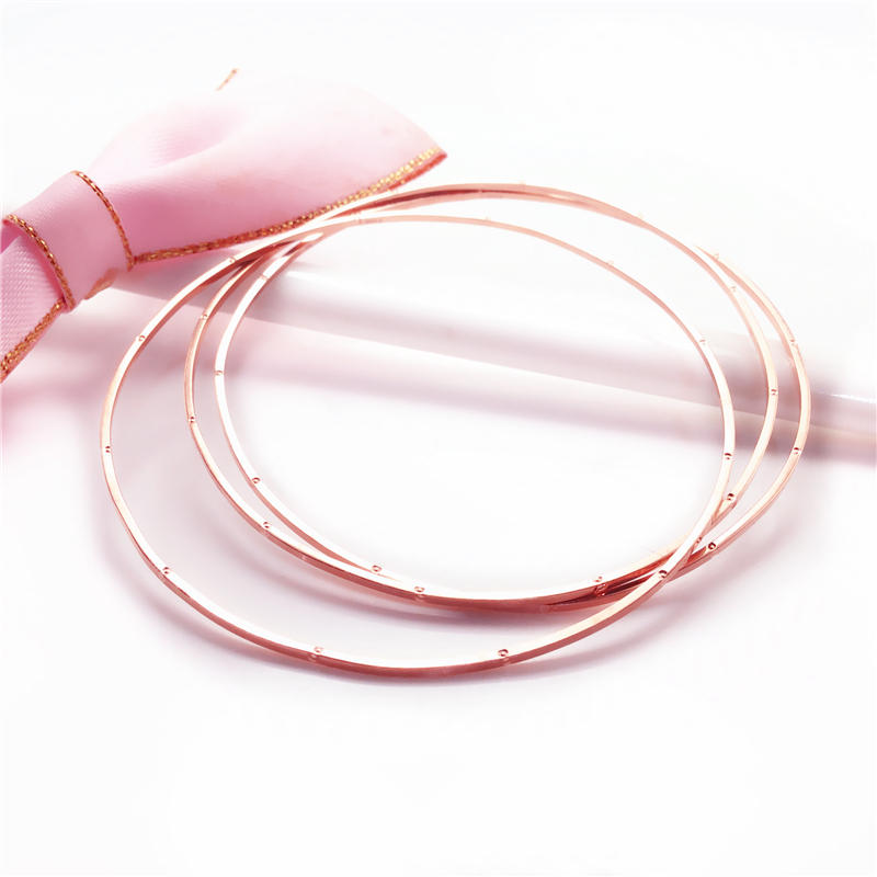 14K玫瑰金细圈手镯AU585六福