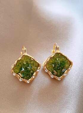 Doro朵兰の「绿色水晶」气质清新耳扣夏天耳环女新款爆款耳钉耳饰