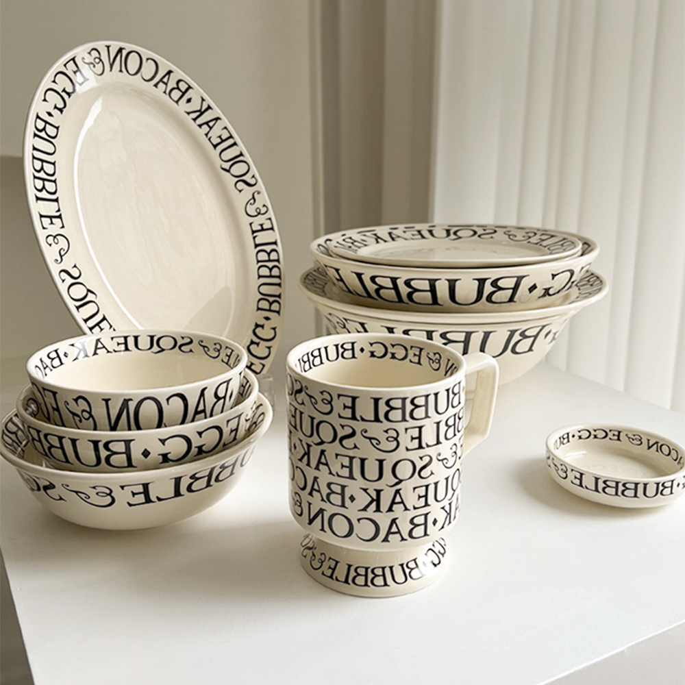 中古风字母款餐具套装