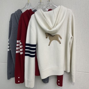 马到成功马年吉祥后背骏马图案双拉链头口袋连帽羊毛羊绒开衫上衣