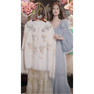 1221直播242高端双旦新品 120 福利仙境白外套半裙刺绣2件套80