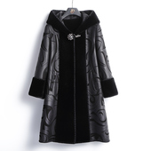 法歌弟中老年皮毛一体外套女中长款 真皮草大衣冬装 连帽大码 妈妈装