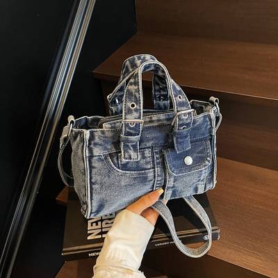 简约百搭牛仔布包包女大容量2025新款斜挎包休闲大学生上课托特包