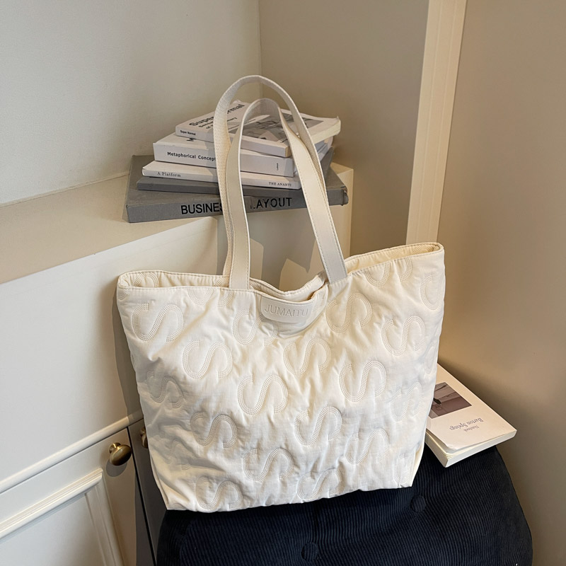 大容量托特包女2025秋冬季时尚简约休闲手提包日常上班通勤单肩包