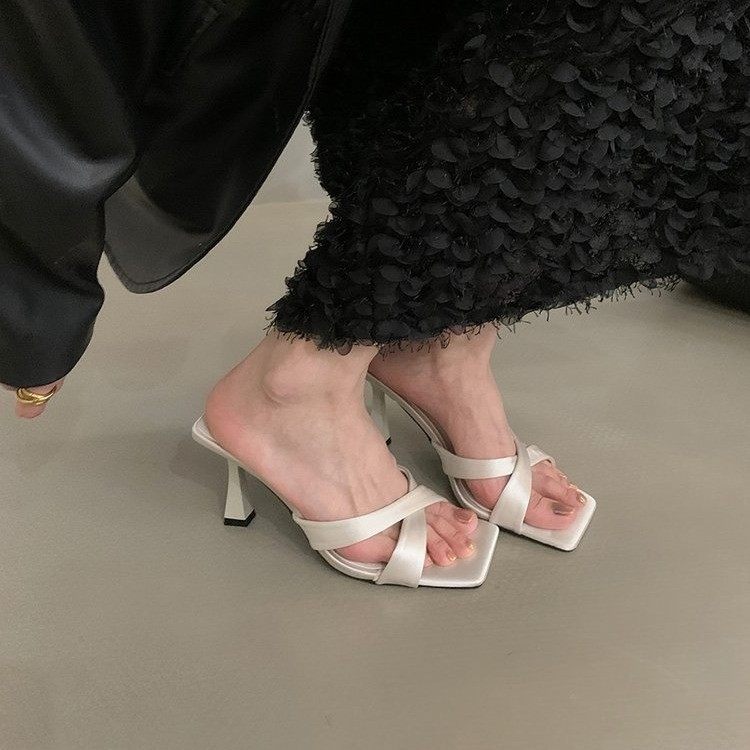 银色高跟鞋女2025年夏季新款露趾方头交叉凉鞋细跟高跟拖鞋显白潮,女鞋,一字拖,淘宝优惠券,粉丝福利购,淘宝优惠卷