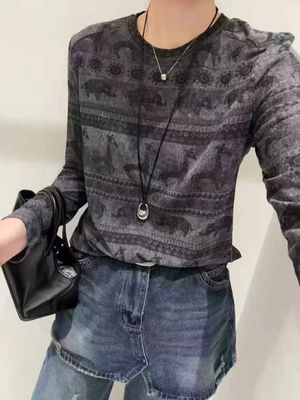 欧洲站新款时尚复古小鹿大象印花长袖T恤女宽松显瘦打底衫上衣