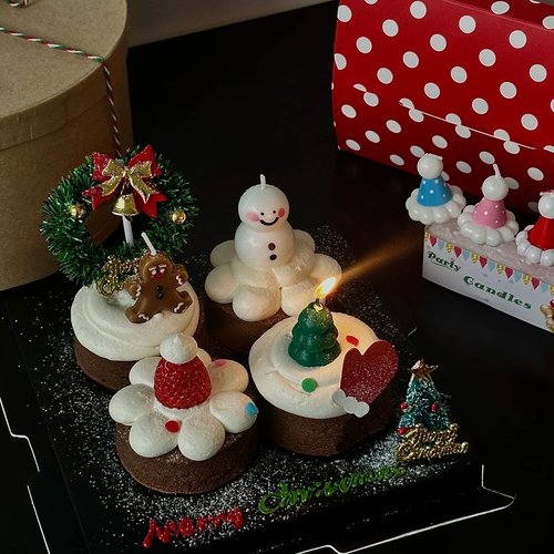 圣诞小雪人姜饼人树蜡烛