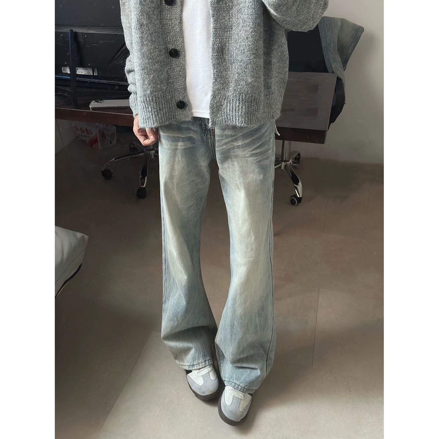 浅蓝闪电纹水洗牛仔裤男秋季美式高街cleanfit裤子窄版修身微喇裤
