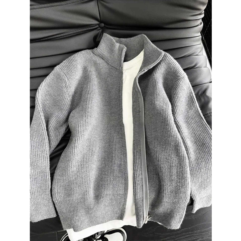 灰色拉链毛衣男款秋季慵懒风