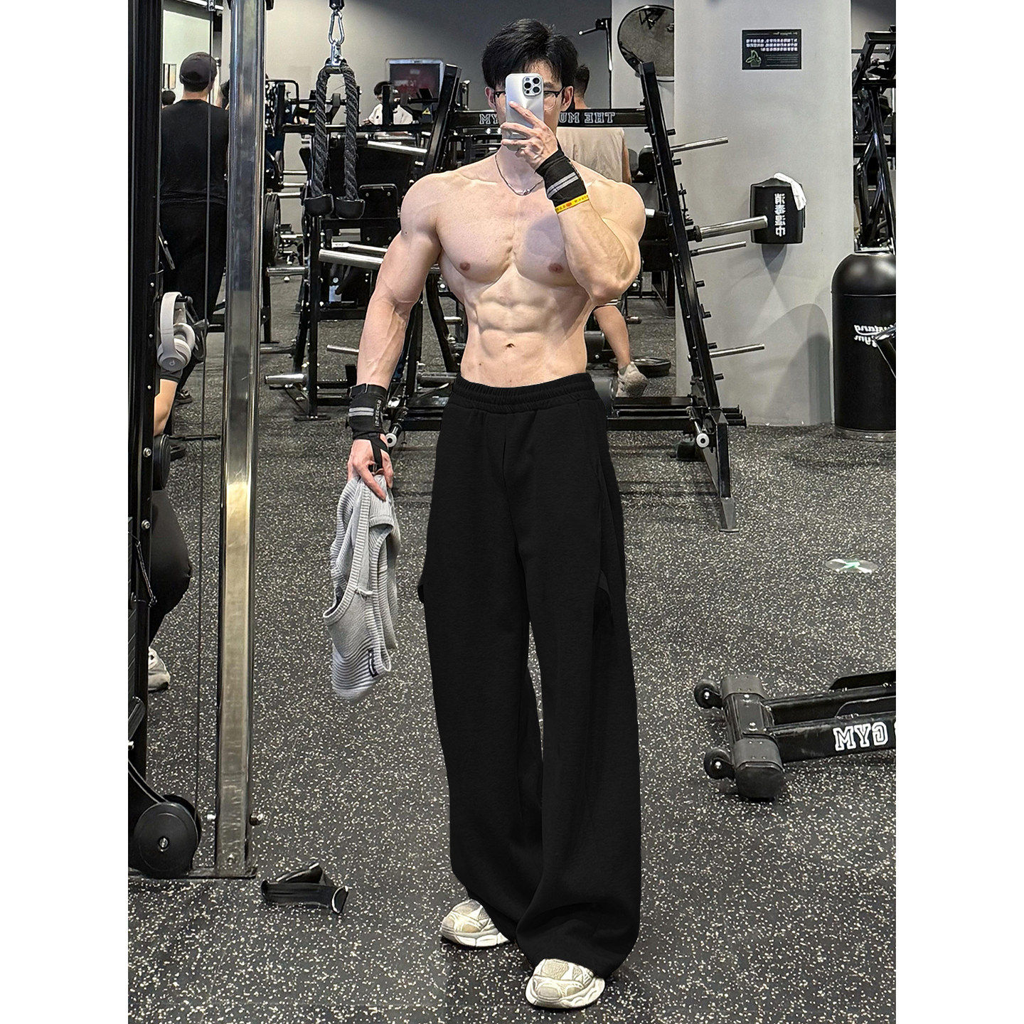 黑色美式健身运动阔腿卫裤男款秋冬直筒休闲长裤cleanfit弯刀裤子,男装,休闲裤,淘宝优惠券,粉丝福利购,淘宝优惠卷