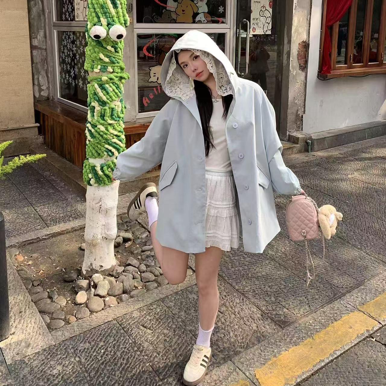 韩版中长款风衣外套2025秋季季新款设计感宽松单排扣蕾丝拼接上衣