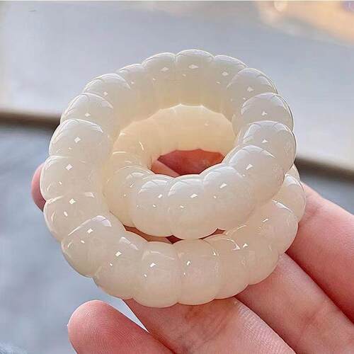 真菩提白色猪大肠菩提手串