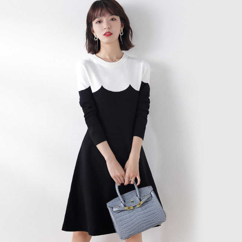 新款连衣裙女超仙收腰宽松显瘦中长款针织裙子法式小众潮