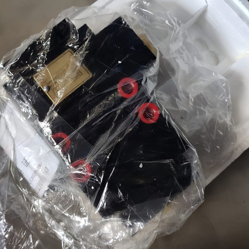 适合吊车汽车吊变幅平衡阀CCBH140/200K-E吊车变幅锁20吨25吨原厂