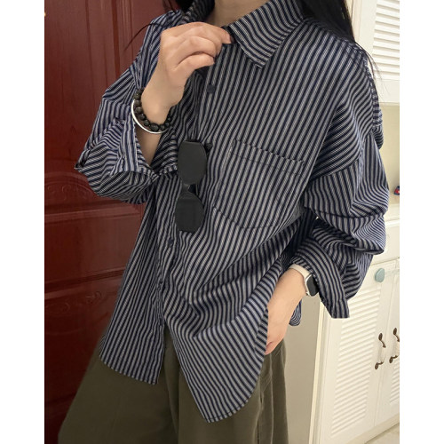 极简风条纹翻领单排扣衬衫女秋季