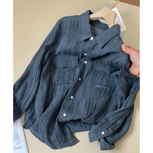 老钱风黑色麻料褶皱翻领衬衫早春