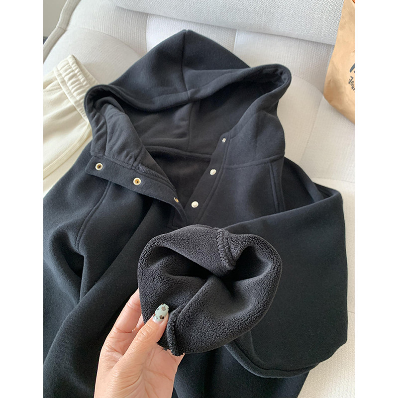 高级感黑色加绒连帽半开襟卫衣女冬季新款加厚叠穿运动风长袖上衣,女装/女士精品,常规大码外套,淘宝优惠券,粉丝福利购,淘宝优惠卷