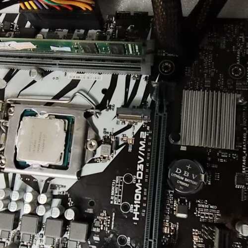 议价圣旗 H410M-D3V/M.2 LGA1200/DDR4可维修
