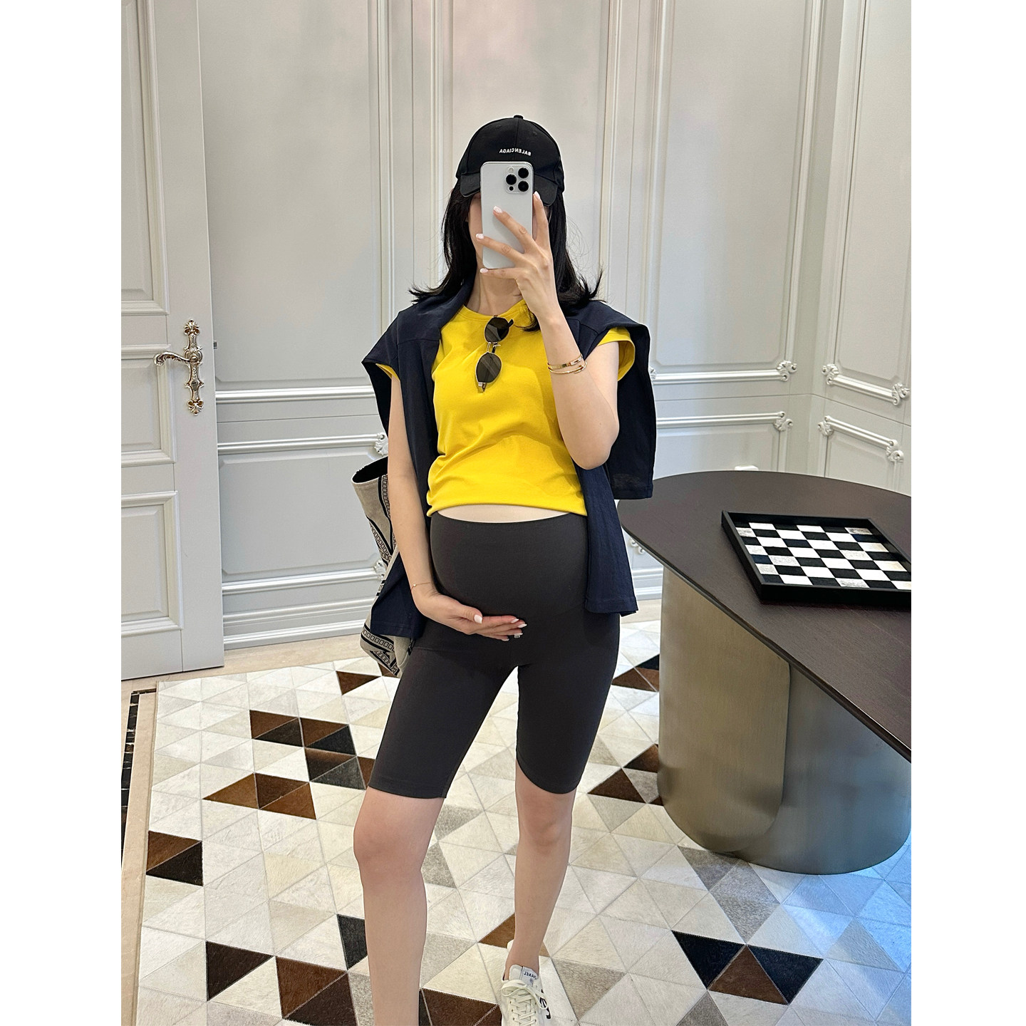 LeoMami孕妇裤夏季裸感五分瑜伽打底裤外穿修身弹力孕期运动短裤