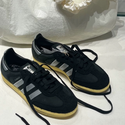 adidas/阿迪达斯板鞋