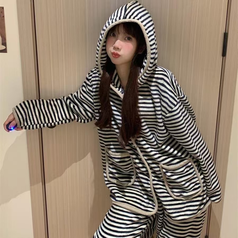 条纹连帽韩系高级感睡衣