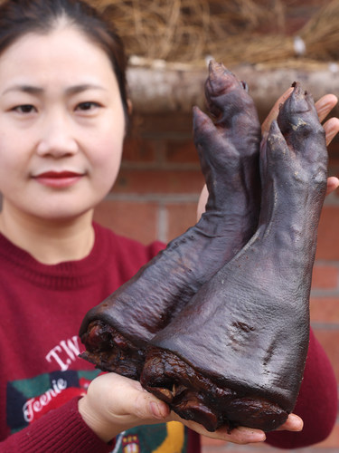 四川农家手工自制柴火烟熏土猪脚腊肉整只猪前蹄腊味特产3斤散装