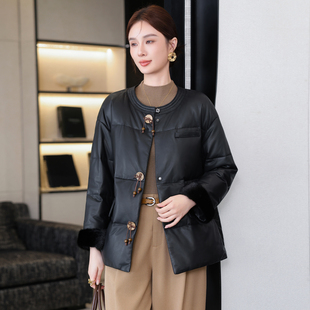 高端海宁中式国风真皮羽绒服皮衣女短款圆领宽松绵羊皮外套冬新款