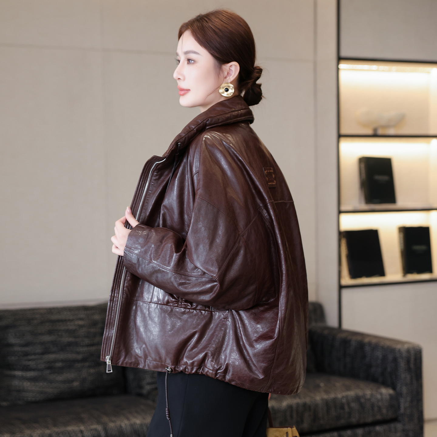 高端海宁真皮羽绒服皮衣女短款