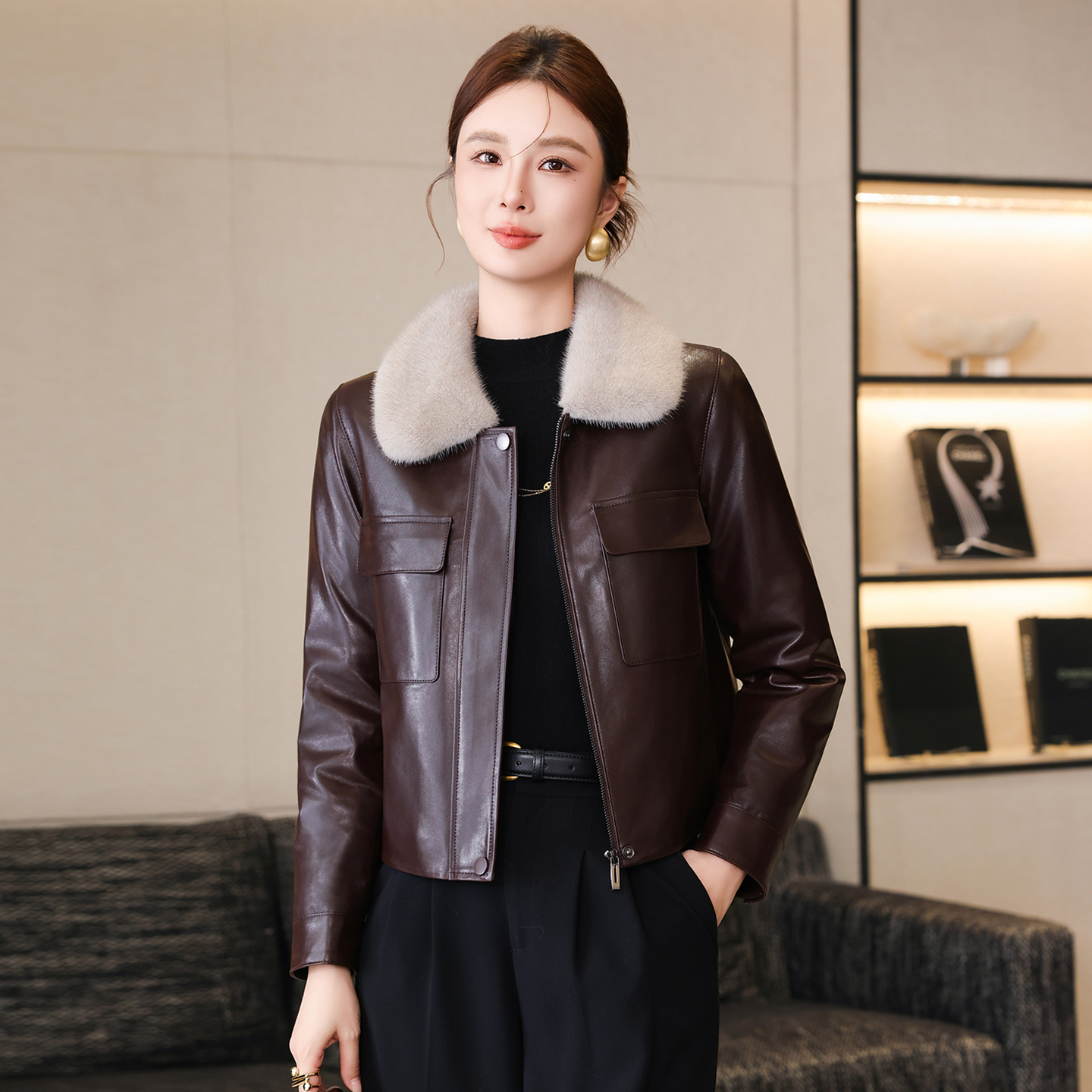 海宁真皮羽绒服女短款新款绵羊皮