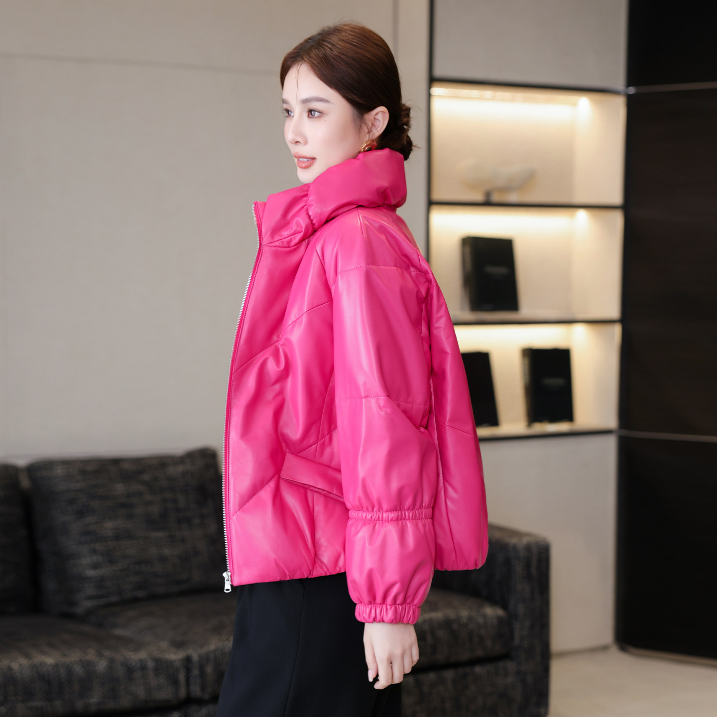 海宁真皮羽绒服皮衣女短款立领宽松时尚粉红色夹克绵羊皮冬季外套